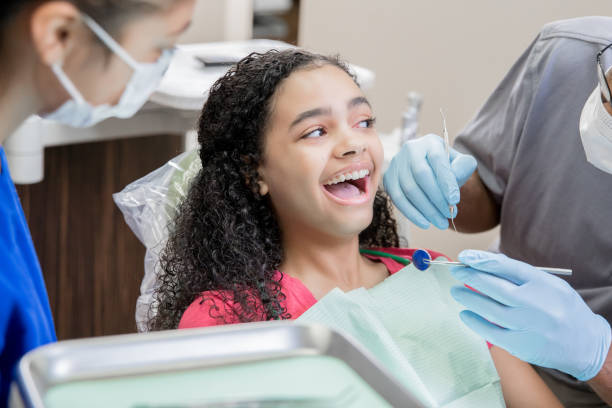 Best Emergency Root Canal Treatment in Robins, IA